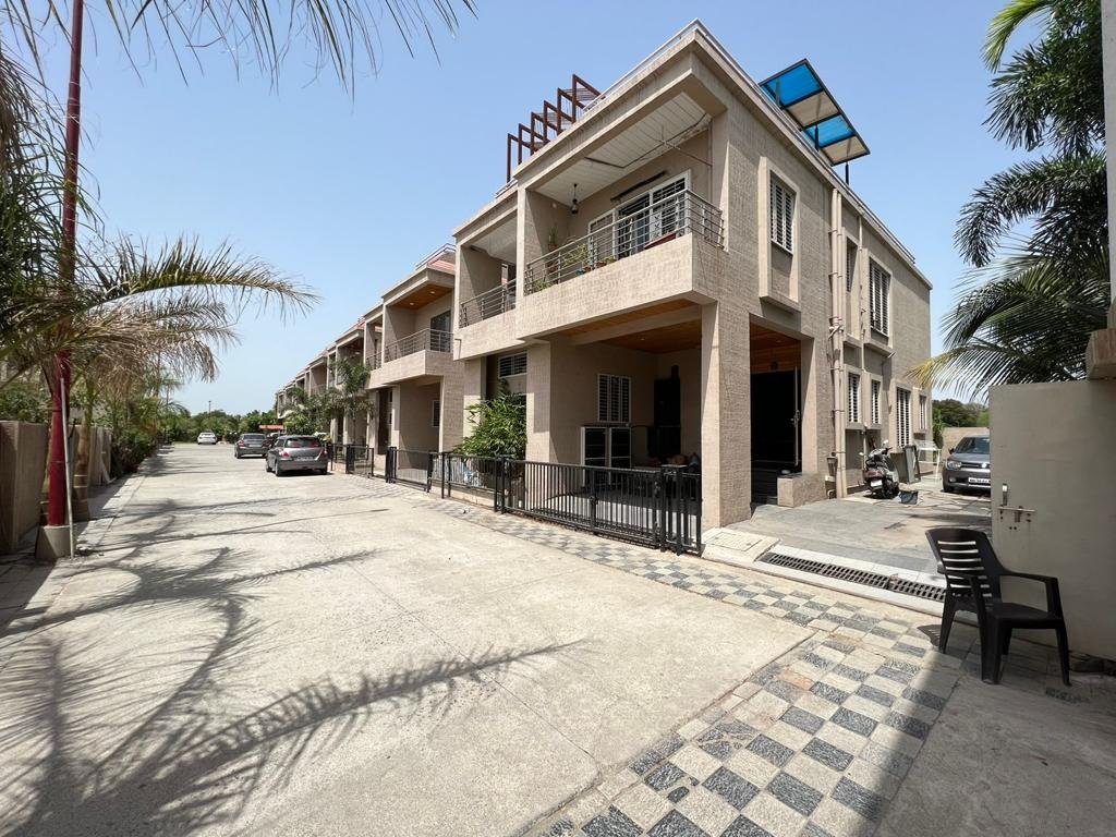 PHOTO-2023-04-11-22-39-07-19